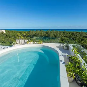 suite-cielo-y-mar.quintano-roohotels.com/